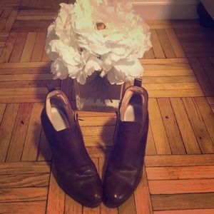 Brown Mocha Vero Cuoio Booties Sz 40